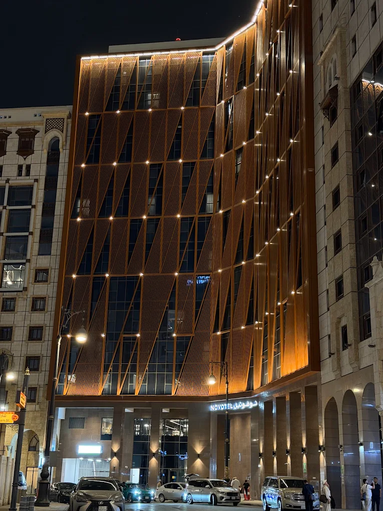 NOVOTEL 3